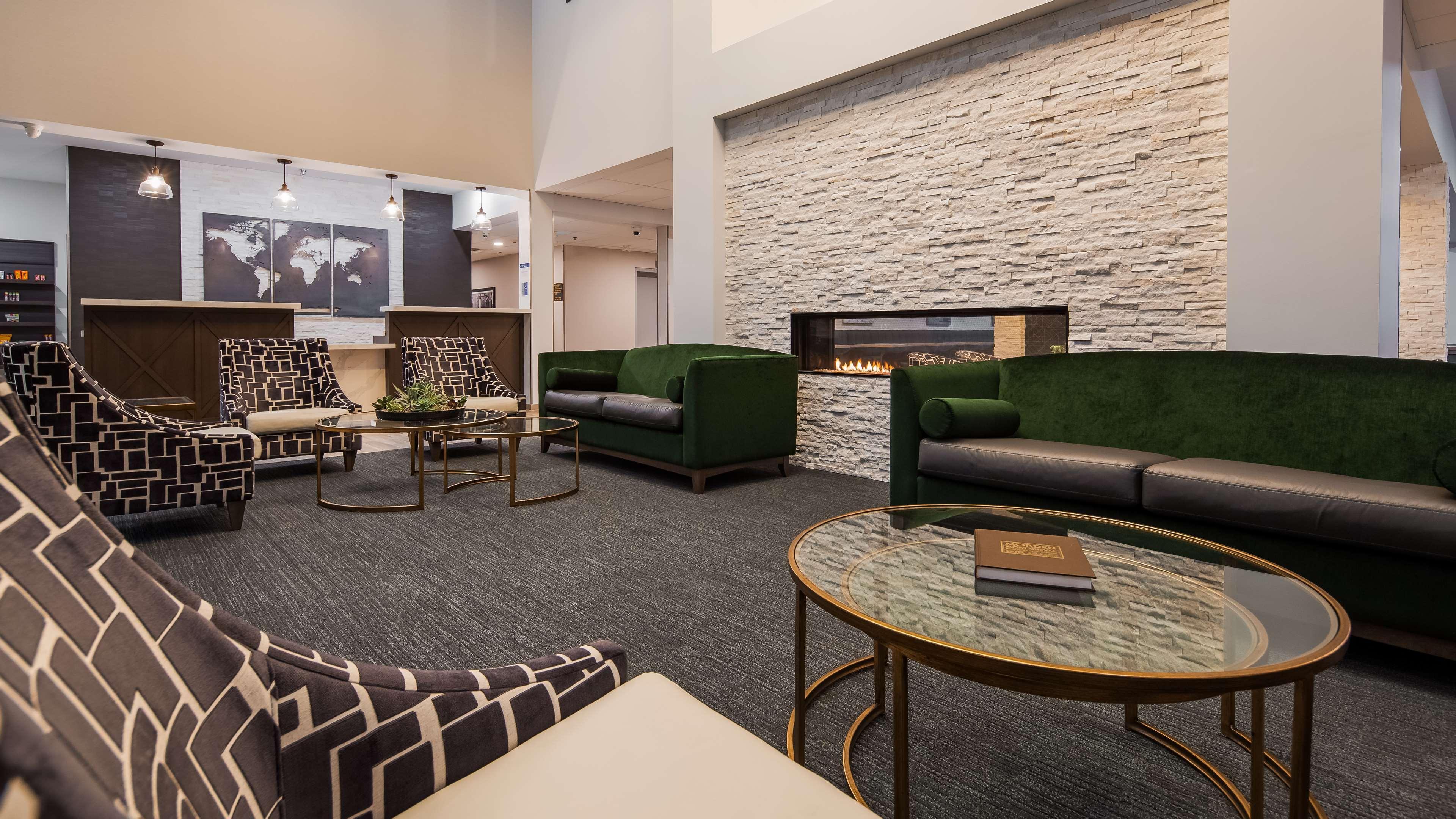 Best Western Plus Morden Exterior foto